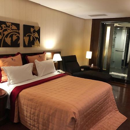 Love Tree Motel Taipeh Exterior foto