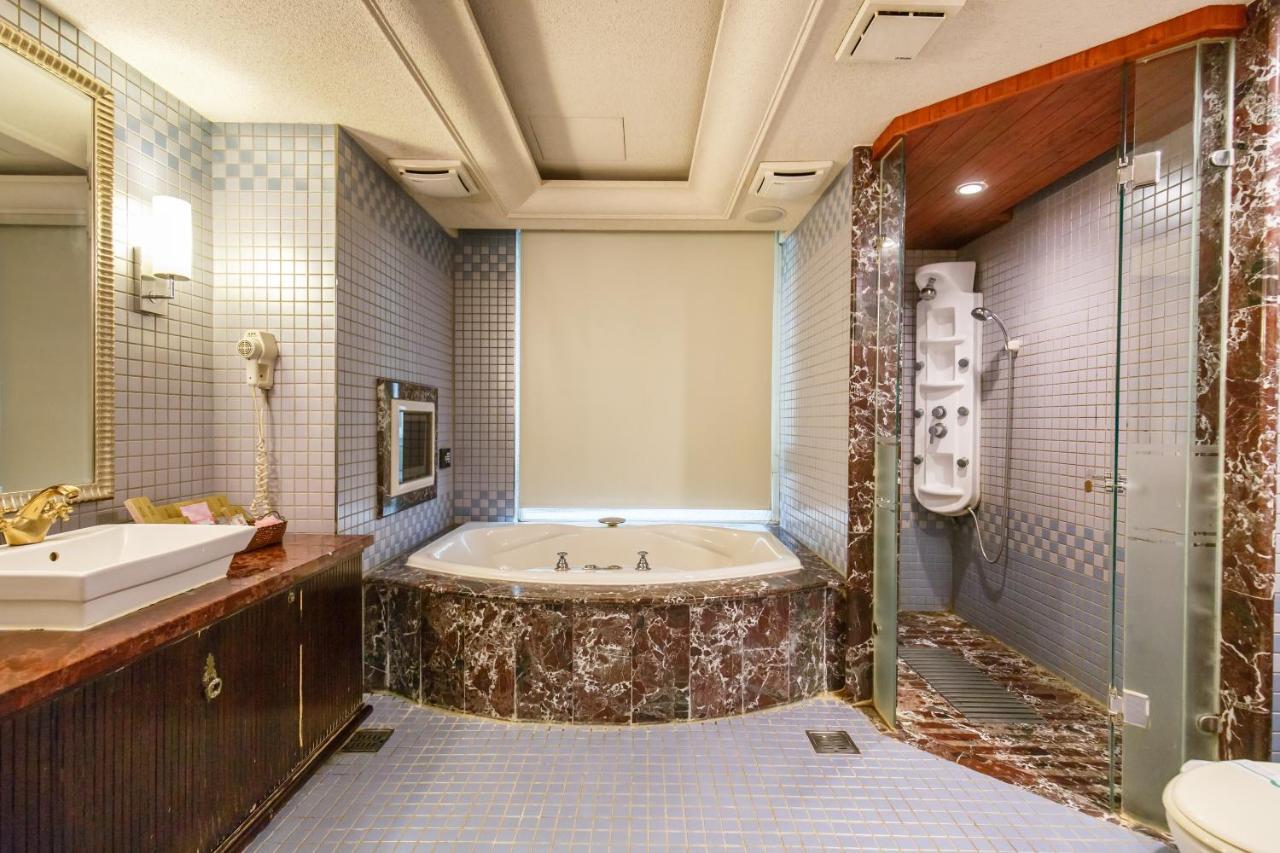 Love Tree Motel Taipeh Exterior foto